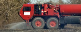 Four-axle former military HEMTT vehicle used as fire truck - Wildfire Today