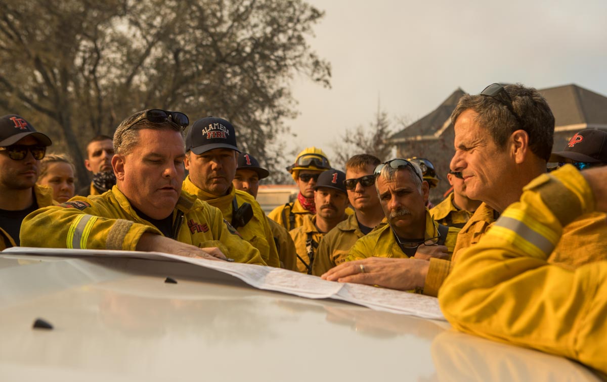 firefighters Kincade Fire Sonoma County California October 2019