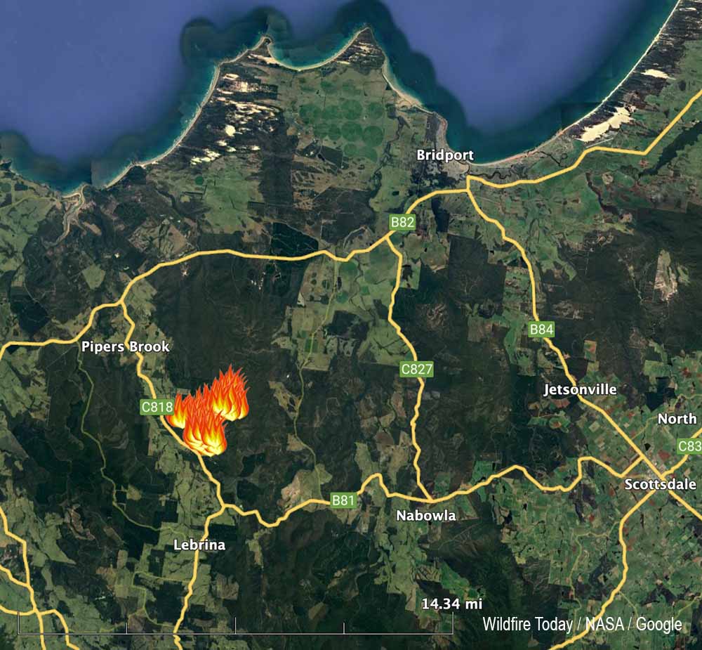 map fire helicopter crash Tasmania