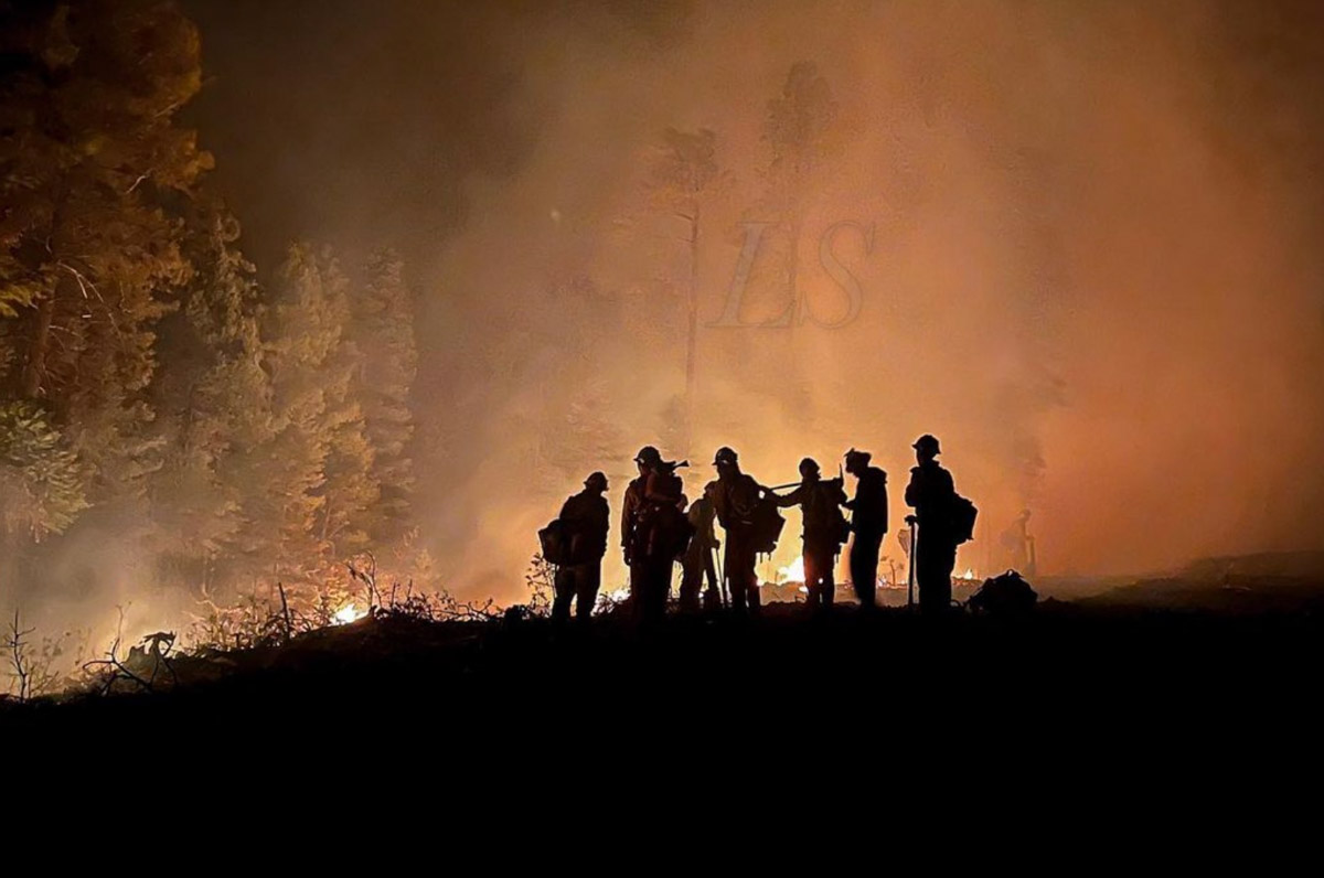 La Grande Hotshots on a fire in New Mexico