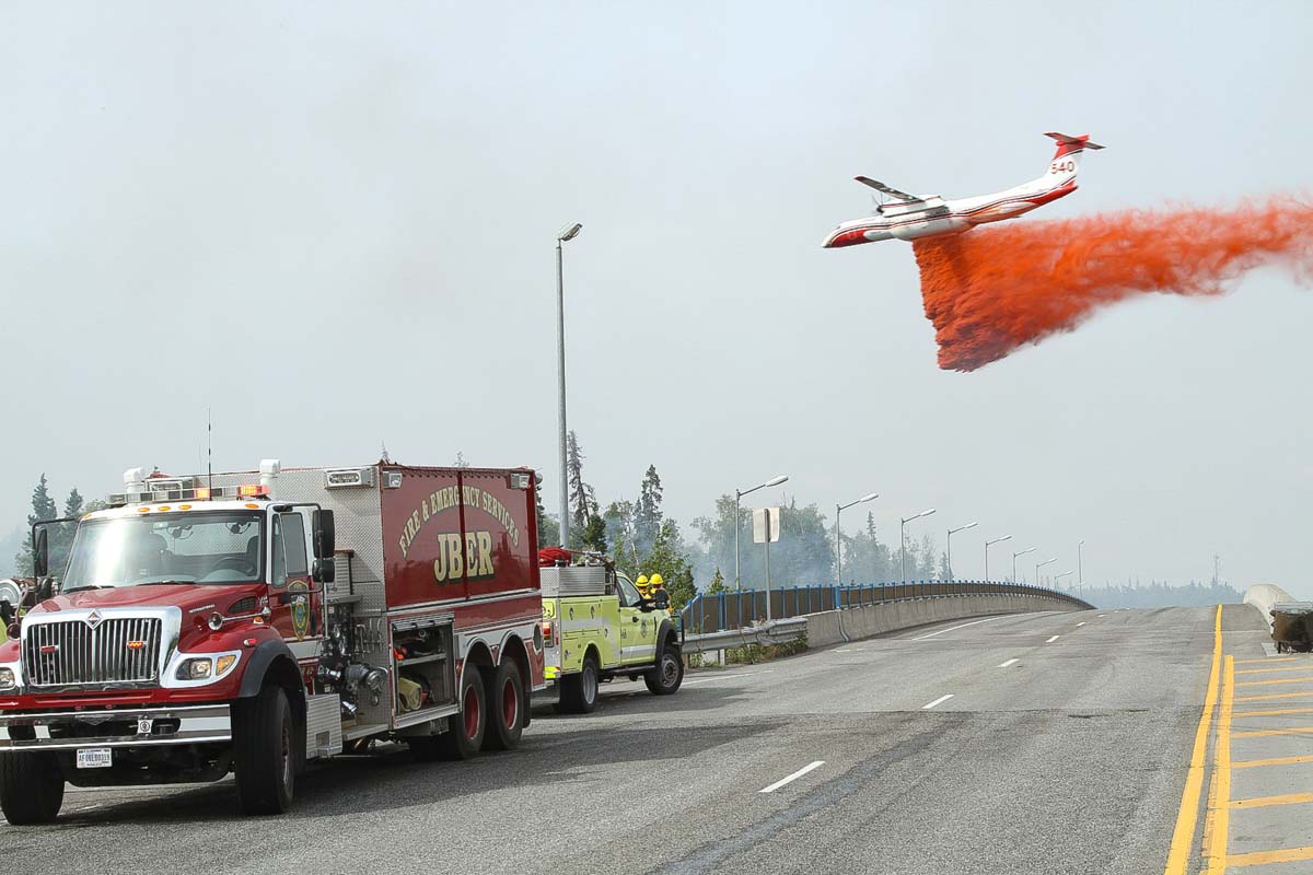  Q400 air tanker drops Elmore Fire Anchorage, Alaska