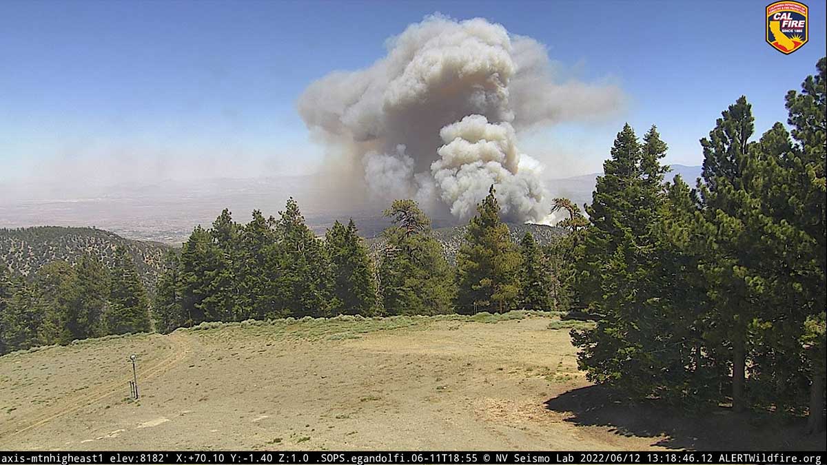 Sheep Fire prompts evacuations northeast of Wrightwood, California