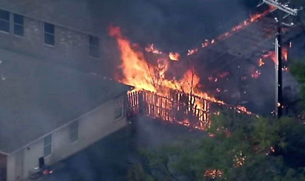fences burn fire Texas homes destroyed